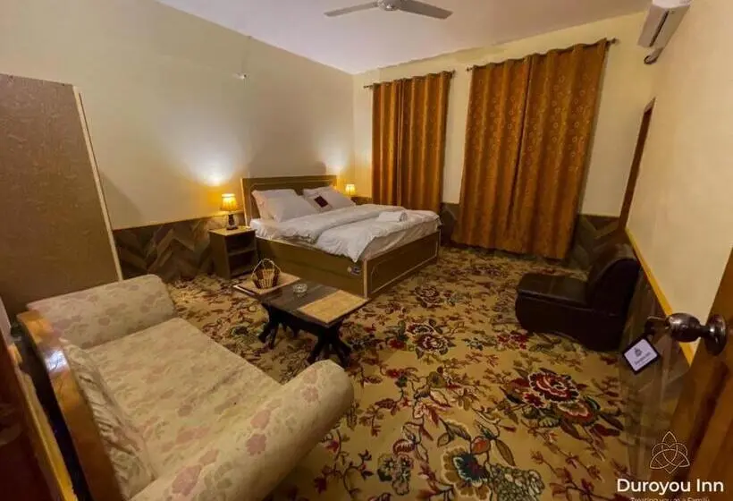 اتاق لوکس با تخت بزرگ, Duroyou Inn