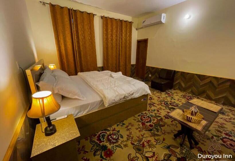 اتاق لوکس با تخت بزرگ, Duroyou Inn
