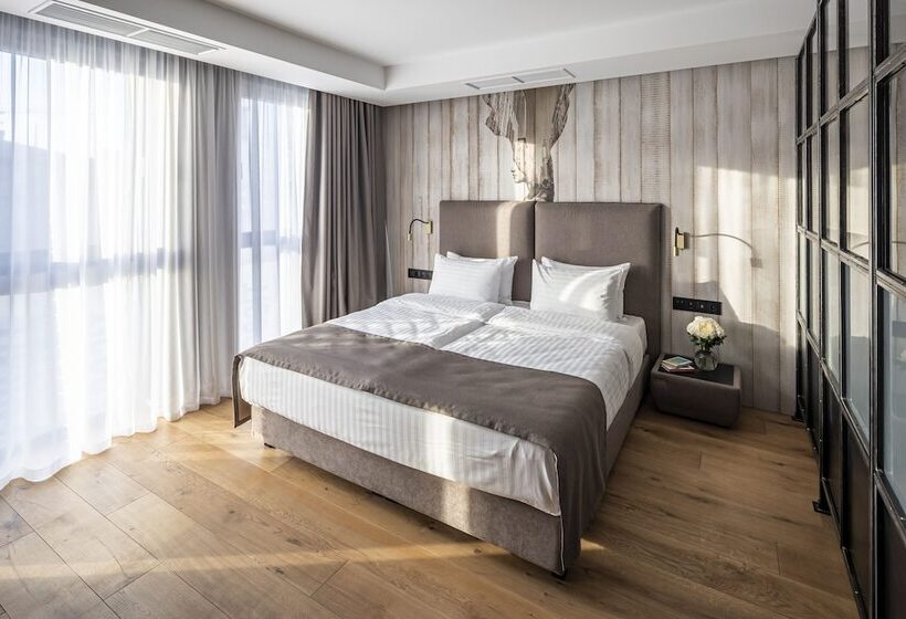 اتاق لوکس, Loft7