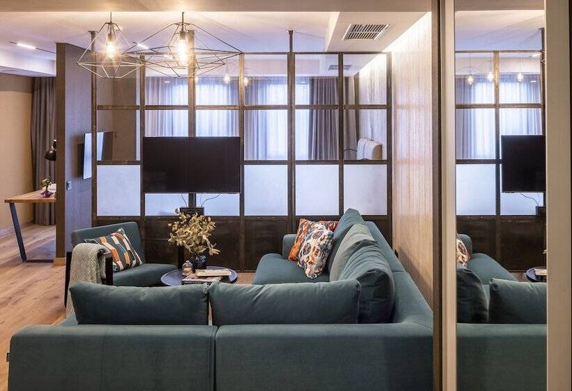 اتاق لوکس, Loft7