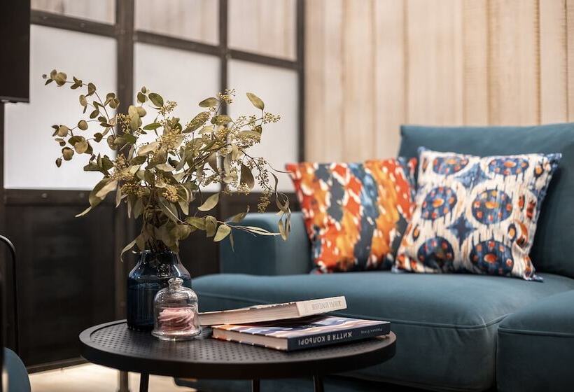 اتاق لوکس, Loft7