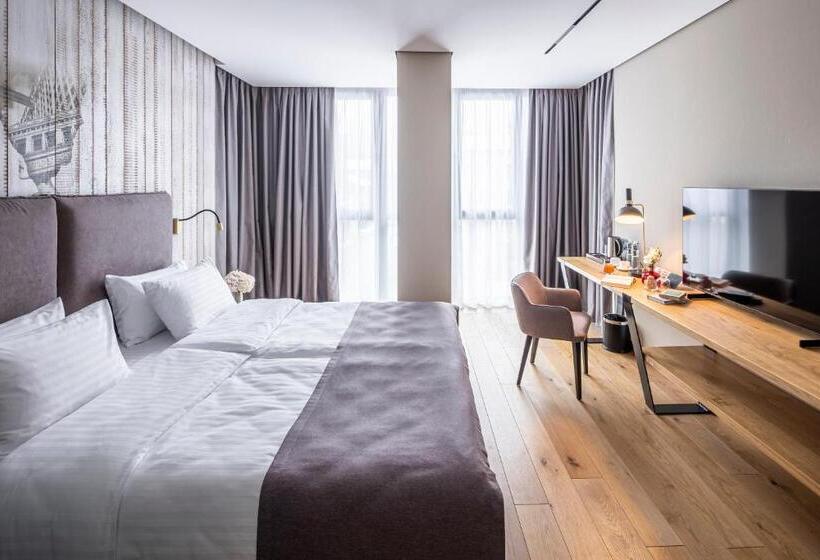 اتاق سوپریور, Loft7