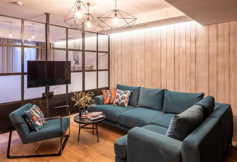 اتاق لوکس, Loft7