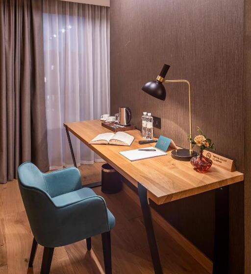 اتاق لوکس, Loft7