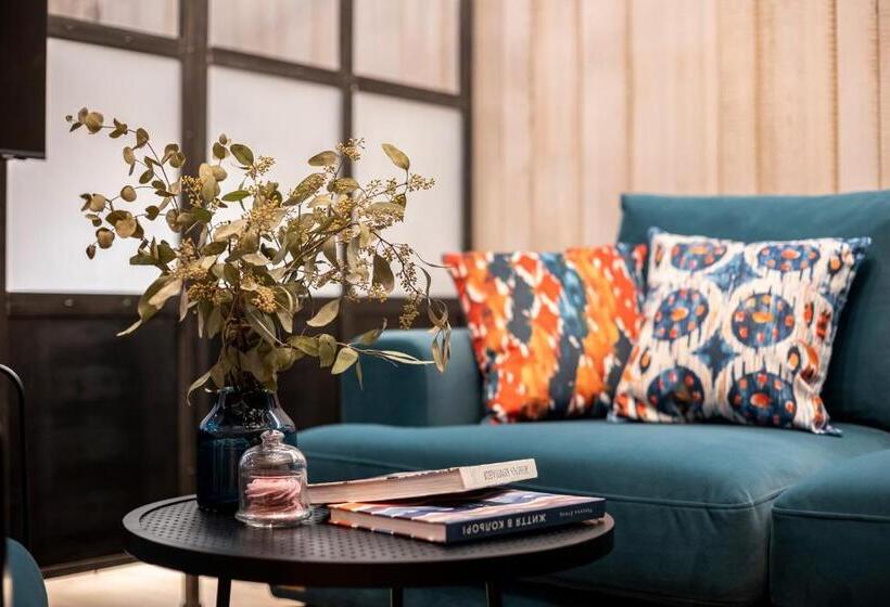 اتاق لوکس, Loft7