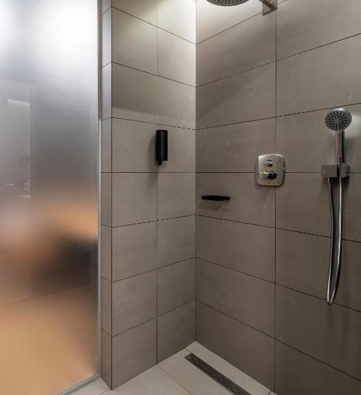 سوئیت با بالکن, Loft7