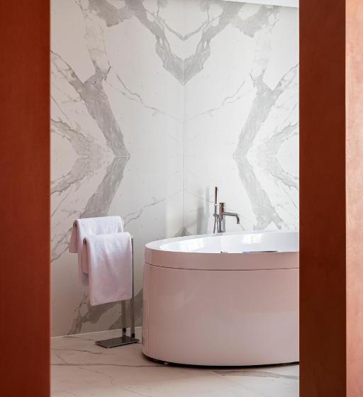 سوئیت با تخت بزرگ, Loft7