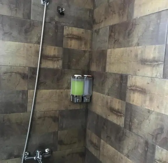 آپارتمان 1 خوابه با تراس, Container Cubo