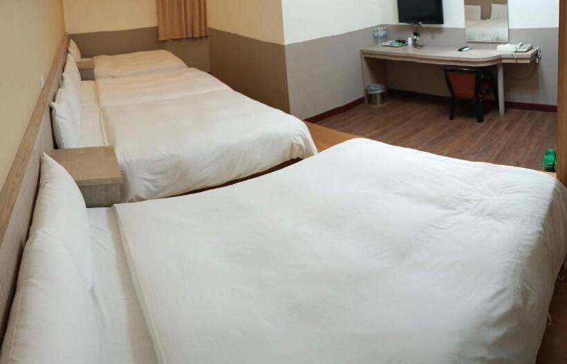 تختخواب در اتاق مشترک, Min Chiao