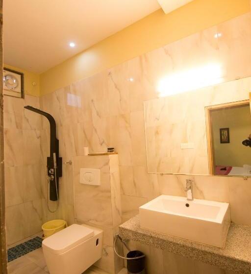 غرفة ديلوكس مزودة بشرفة, The River Front Resort