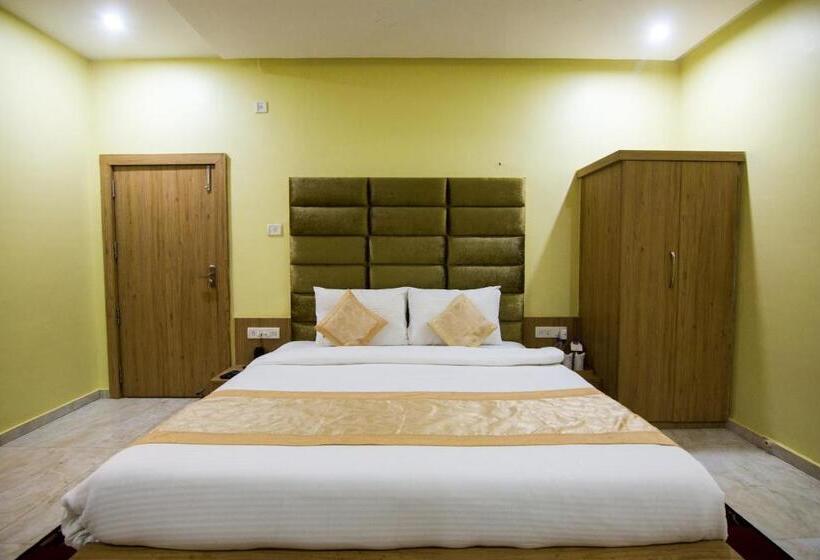 Номер Superior, The River Front Resort