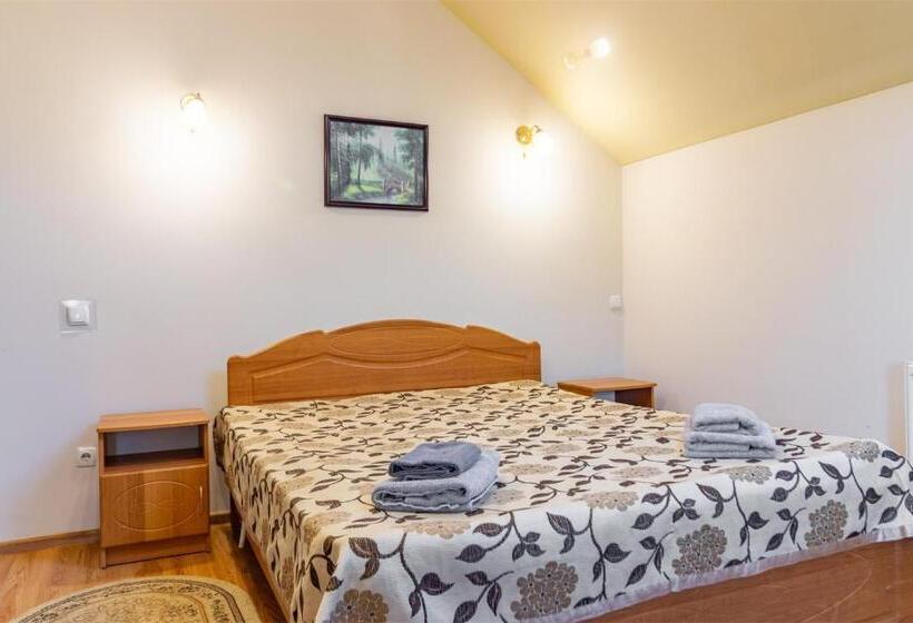 سوییت, вілла юран східниця