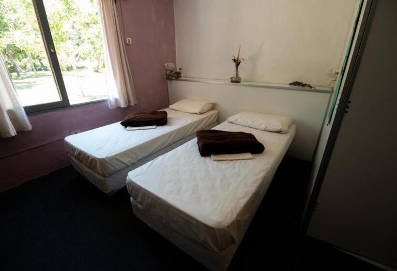 スタンダード４人部屋, Mundaka Hostel Y Bar