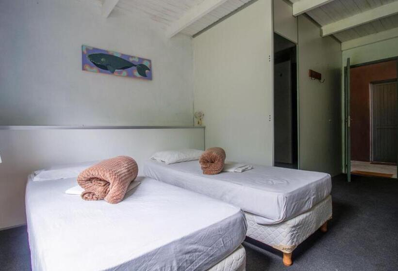 スタンダード４人部屋, Mundaka Hostel Y Bar