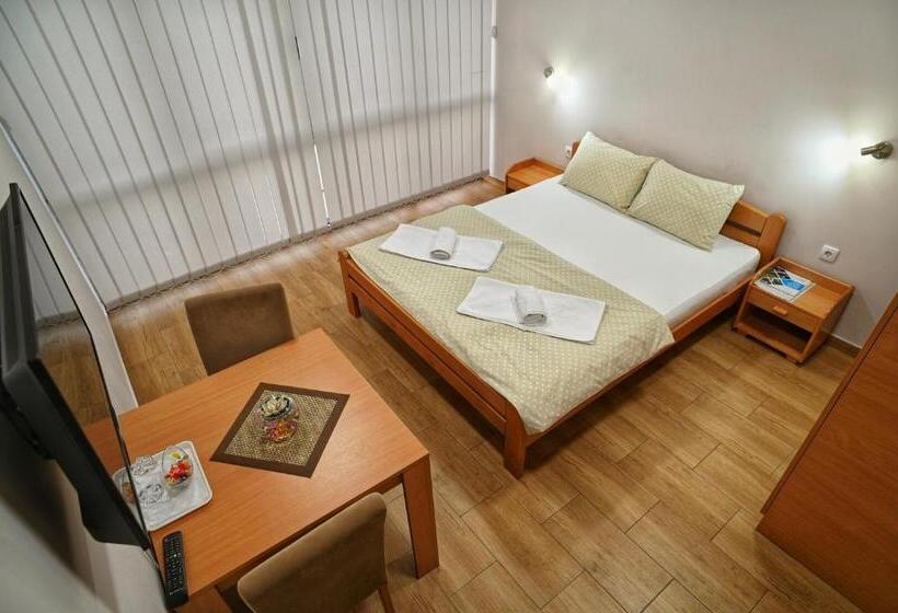 اتاق استاندارد, Prenoćište I Restoran Ihthis