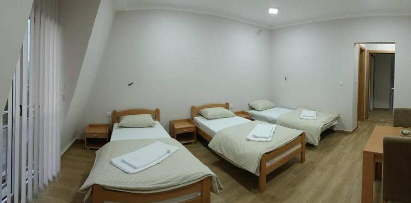 اتاق استاندارد سه نفره, Prenoćište I Restoran Ihthis