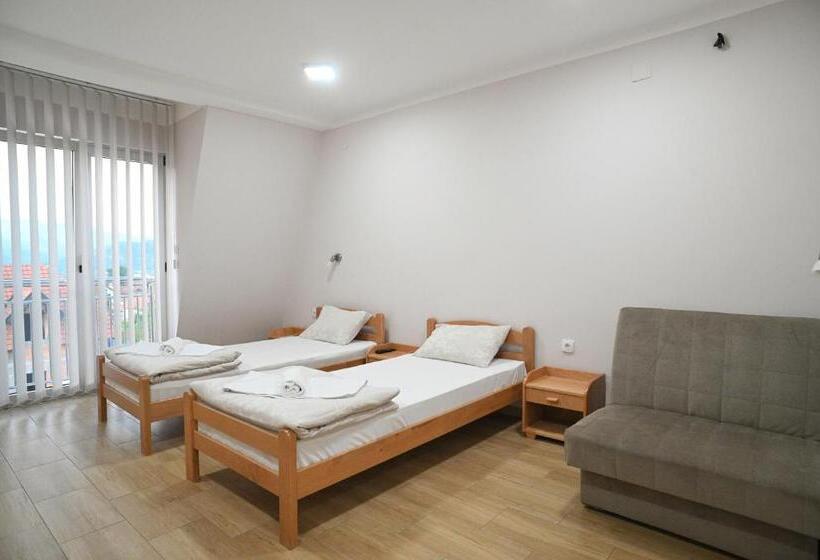 اتاق استاندارد, Prenoćište I Restoran Ihthis