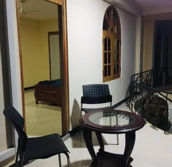 Quarto standart com varanda, Senthil Complex