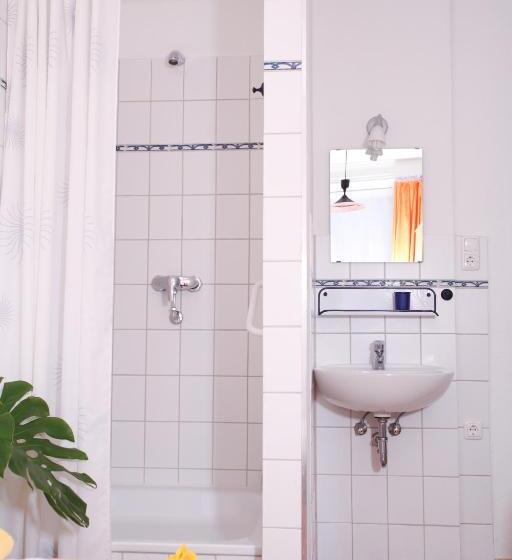 标准单人间, Pension Am Rathaus