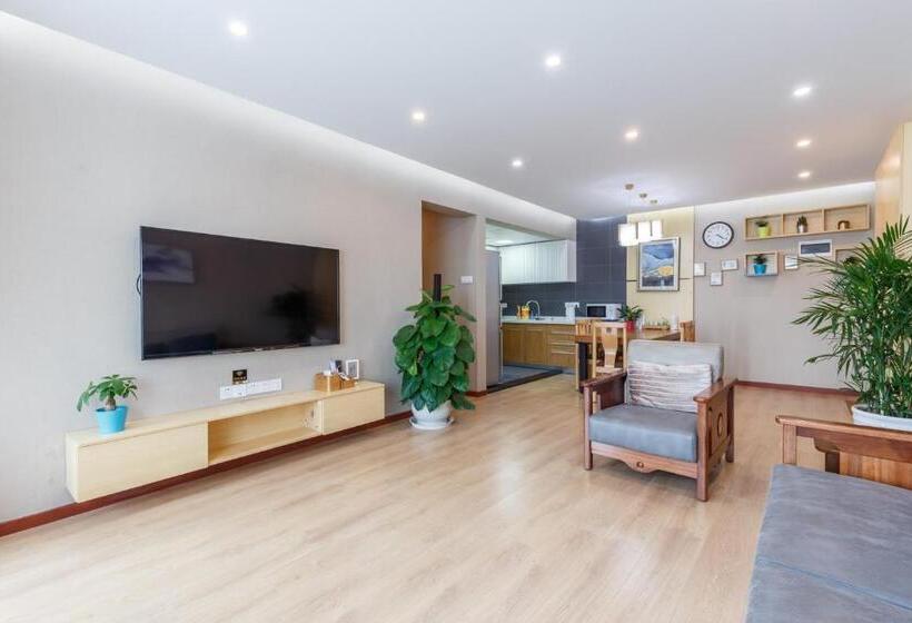 דירת שלושה חדרים, Shenzhen New Swan Castle Apartment