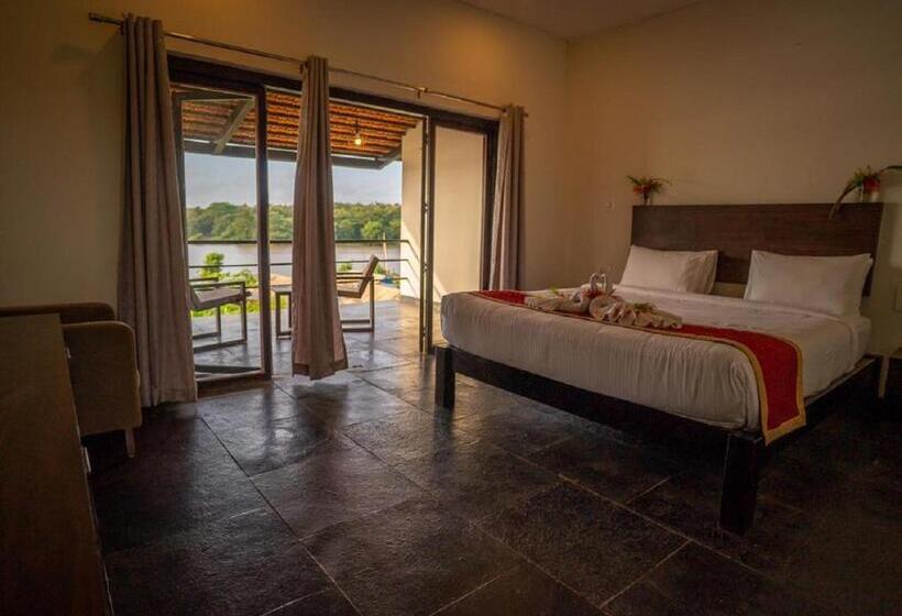 Номер Superior, Starling River Resort Dandeli