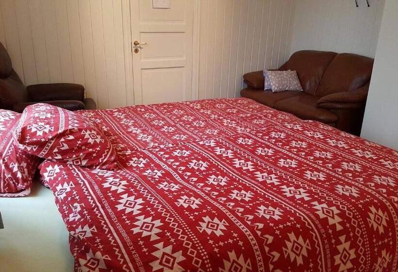 キングサイズベッドのスタンダードルーム, Egil S Vacation House