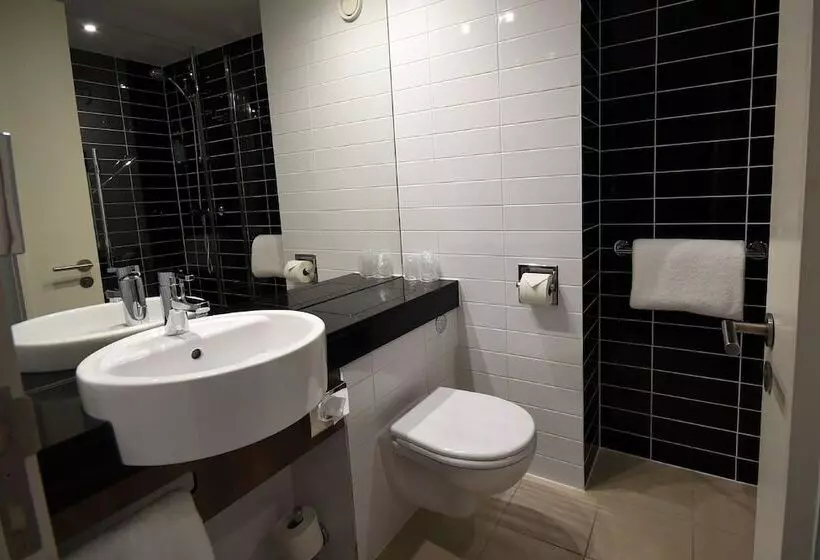 Standard-huone, Holiday Inn Express Manchester City Centre Arena, An Ihg