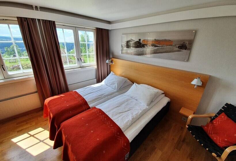 חדר משפחתי, Røros Hotell   Bad & Velvære