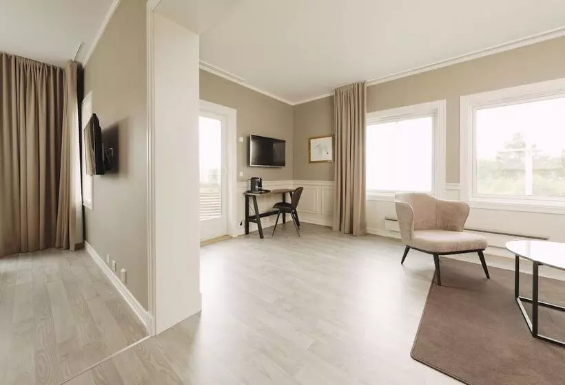 سوییت جونیور, Røros Hotell   Bad & Velvære