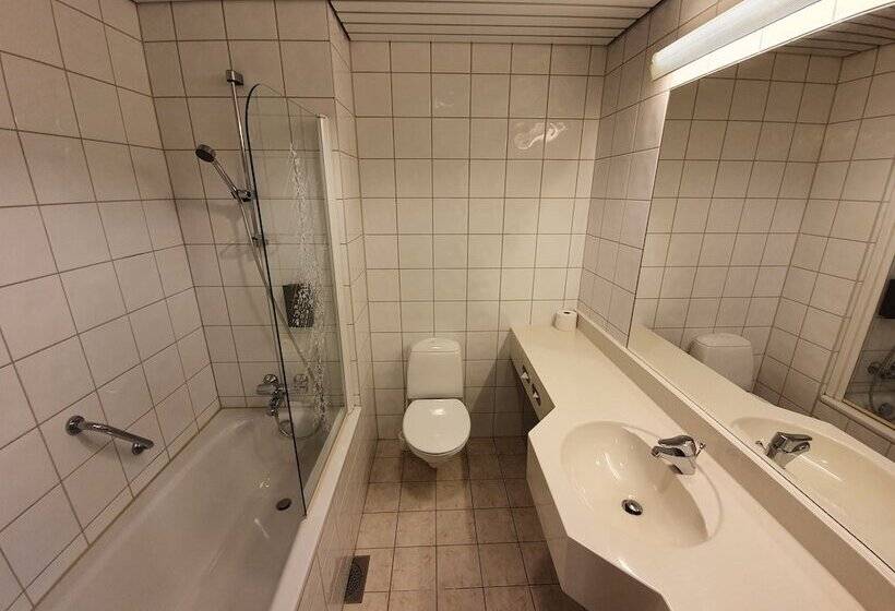 标准间, Røros Hotell   Bad & Velvære