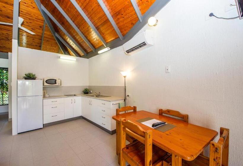 家族用バンガロー, Island Leisure Resort