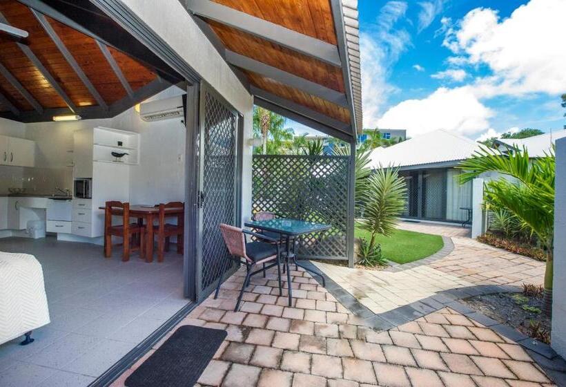 スタンダードスタジオ, Island Leisure Resort