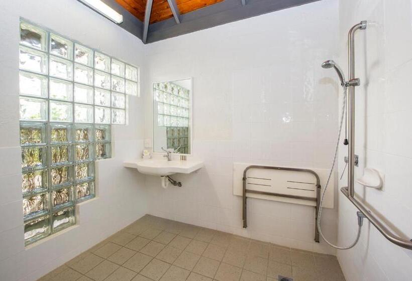 スタンダードスタジオ, Island Leisure Resort