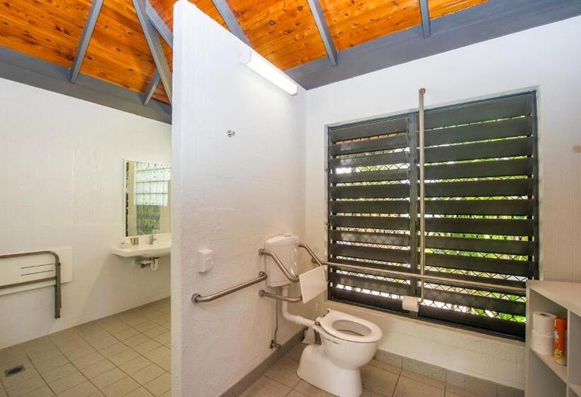 スタンダードスタジオ, Island Leisure Resort