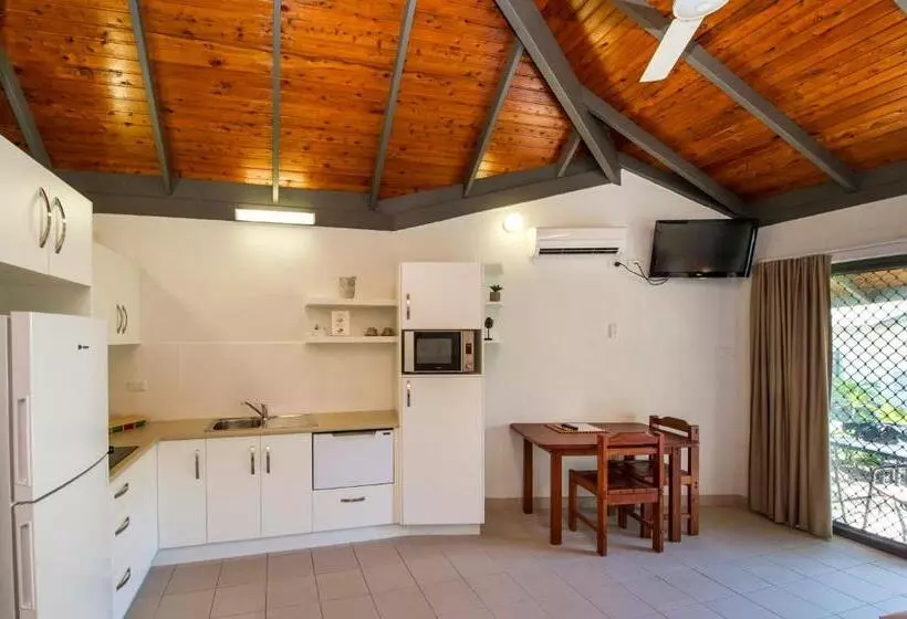 Superior-bungalow, Island Leisure Resort