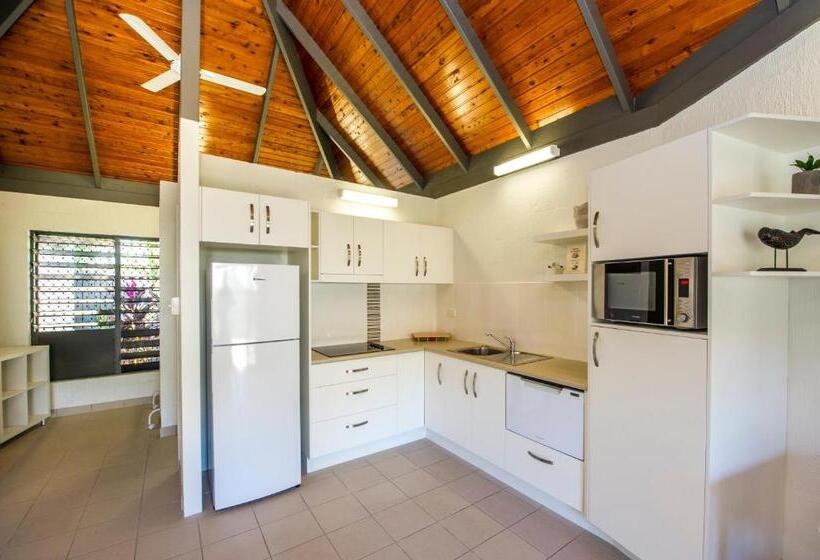 スーペリアーバンガロー, Island Leisure Resort