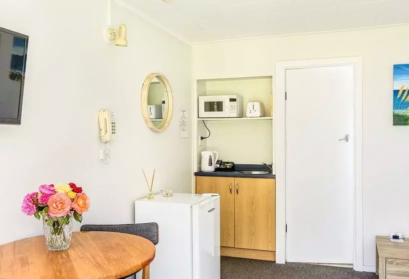 استودیوی استاندارد, Motueka Garden Motel