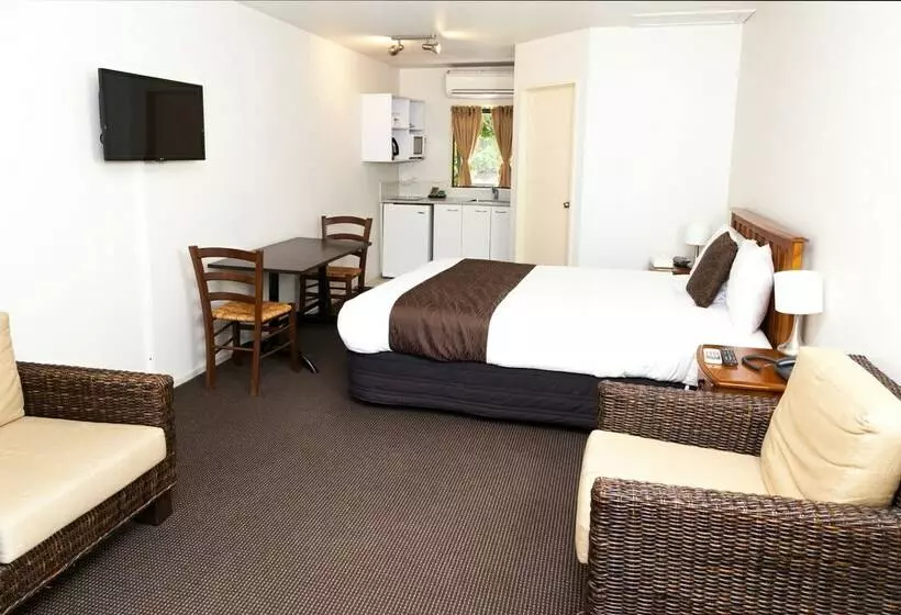 スーペリアスタジオ, The Haven Newmarket Suites
