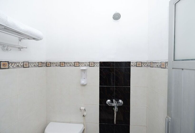 标准间, Orchid House By Oyo Rooms