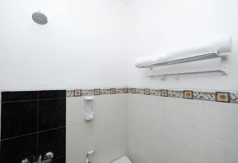 Standard-huone, Orchid House By Oyo Rooms