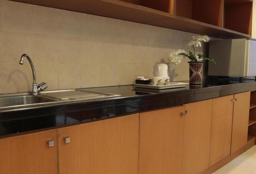 סוויטה, Safari Resort