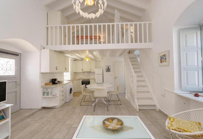 标准工作室, Gaia Hydras