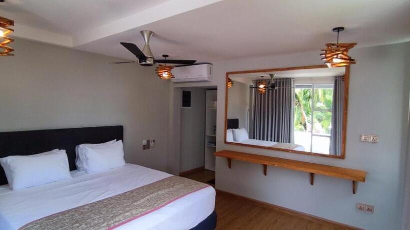 اتاق استاندارد, Himandhoo Travel & Stays