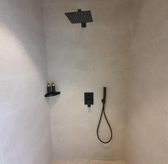 اتاق استاندارد با چشم‌انداز استخر, Kalimba Beach Resort