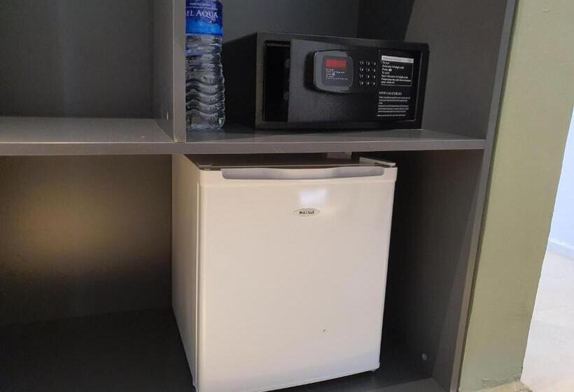 اتاق استاندارد با چشمانداز استخر, Kalimba Beach Resort