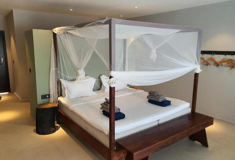 اتاق استاندارد با تخت بزرگ, Kalimba Beach Resort