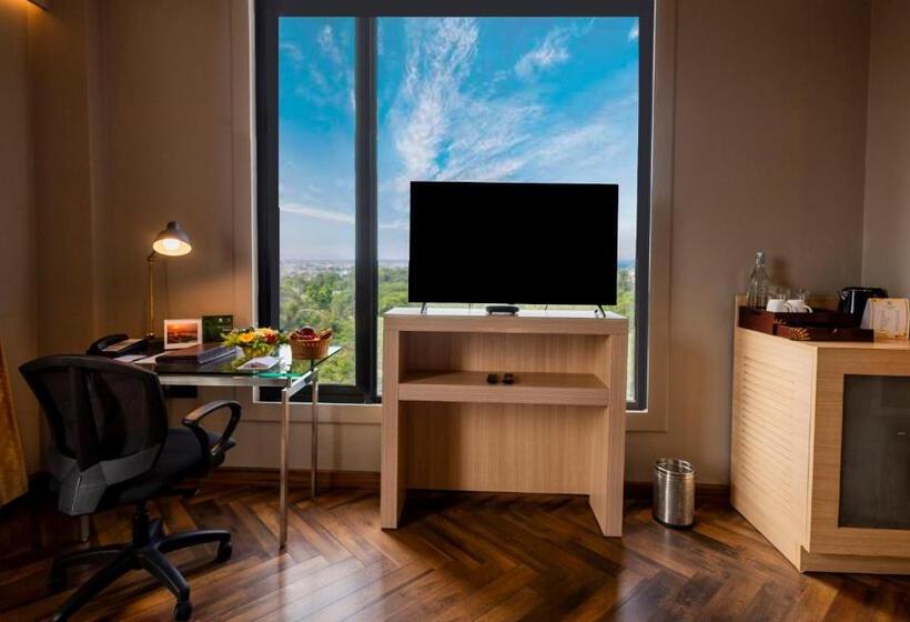 豪华房间, Polo Towers Agartala