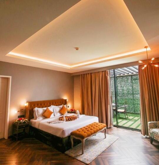 スイート（家族用）, Polo Towers Agartala