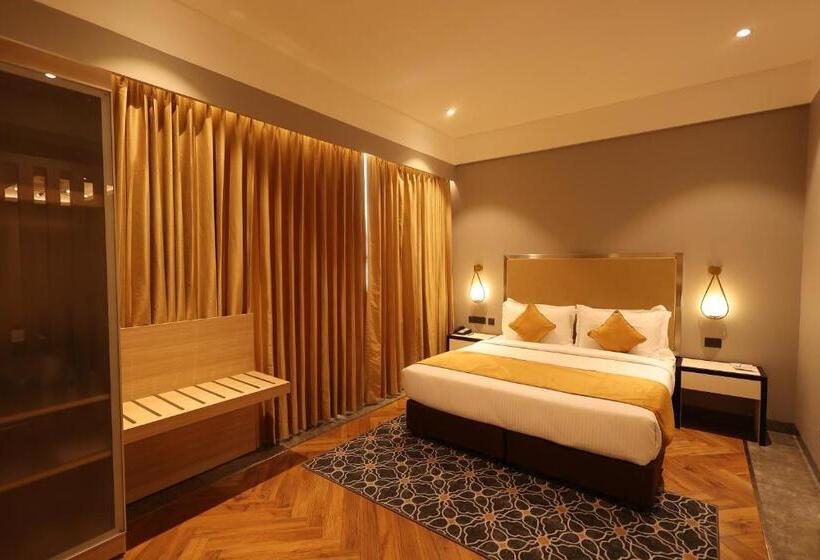 スイート（家族用）, Polo Towers Agartala