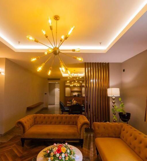 家庭套房, Polo Towers Agartala